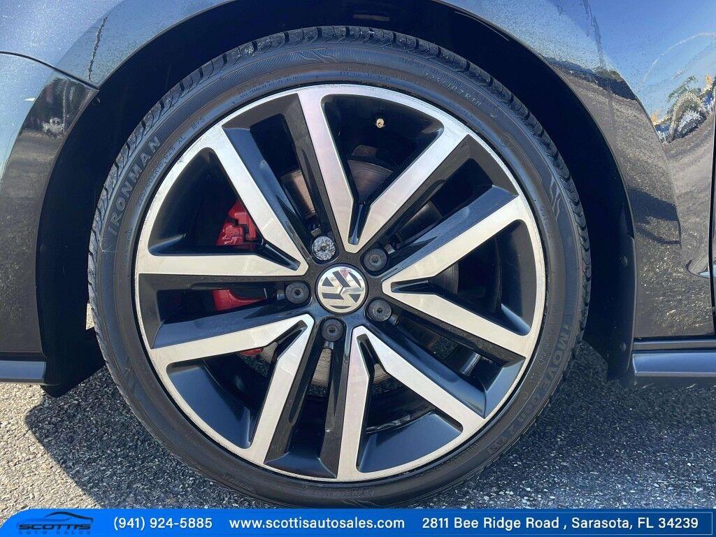 Volkswagen Jetta - Thumbnail 11