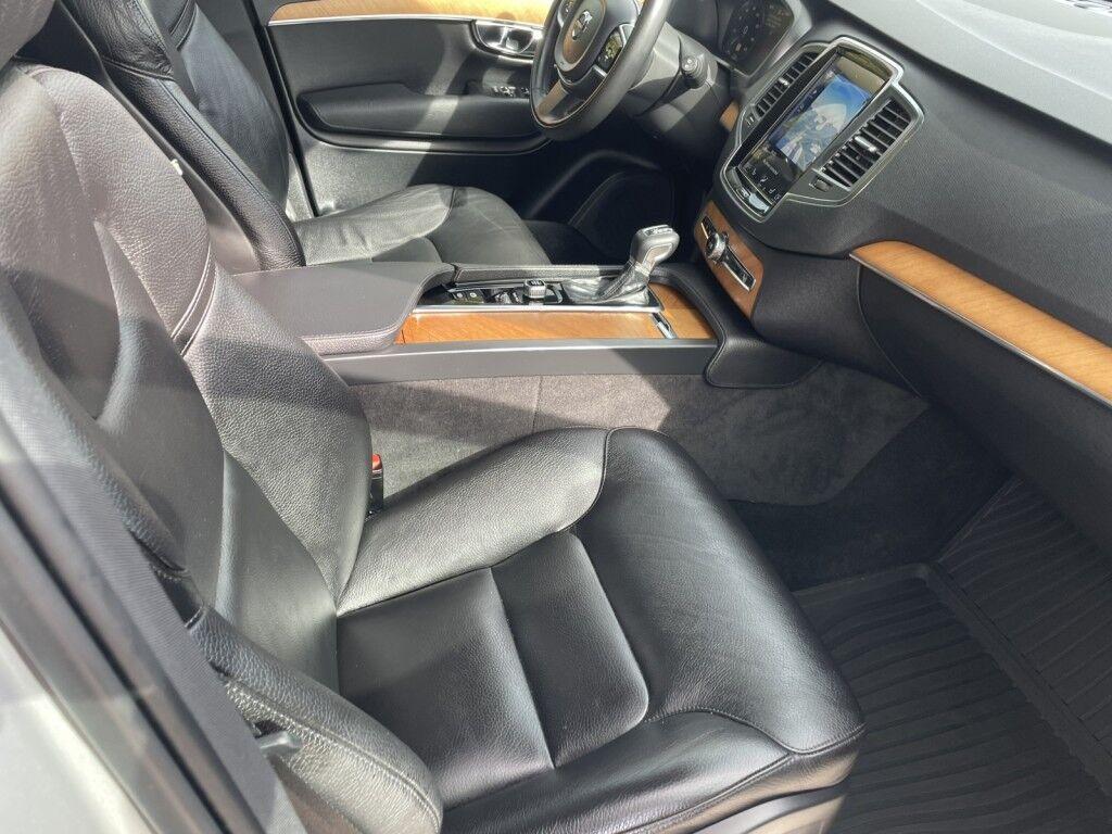 Volvo XC90 - Thumbnail 18