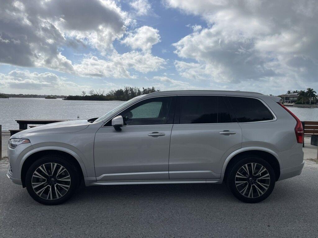 Volvo XC90 - Thumbnail 3