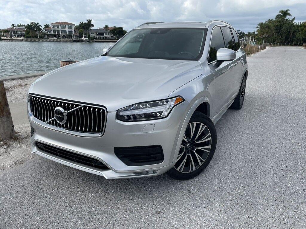 Volvo XC90 - View 1