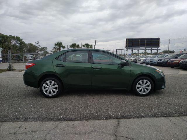 Toyota Corolla - Thumbnail 6