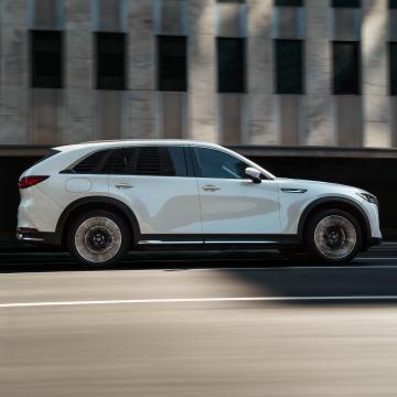 Mazda Cx-90 Phevelectrified For Every Journey - Thumbnail 3