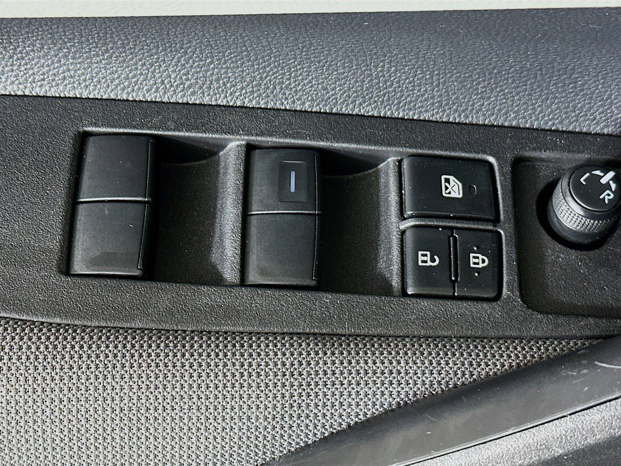 Toyota Corolla Le Fwd 4Dr Car - Thumbnail 15