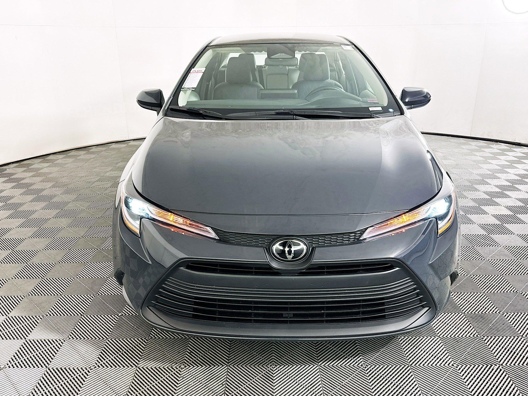 Toyota Corolla Le Fwd 4Dr Car - Thumbnail 9