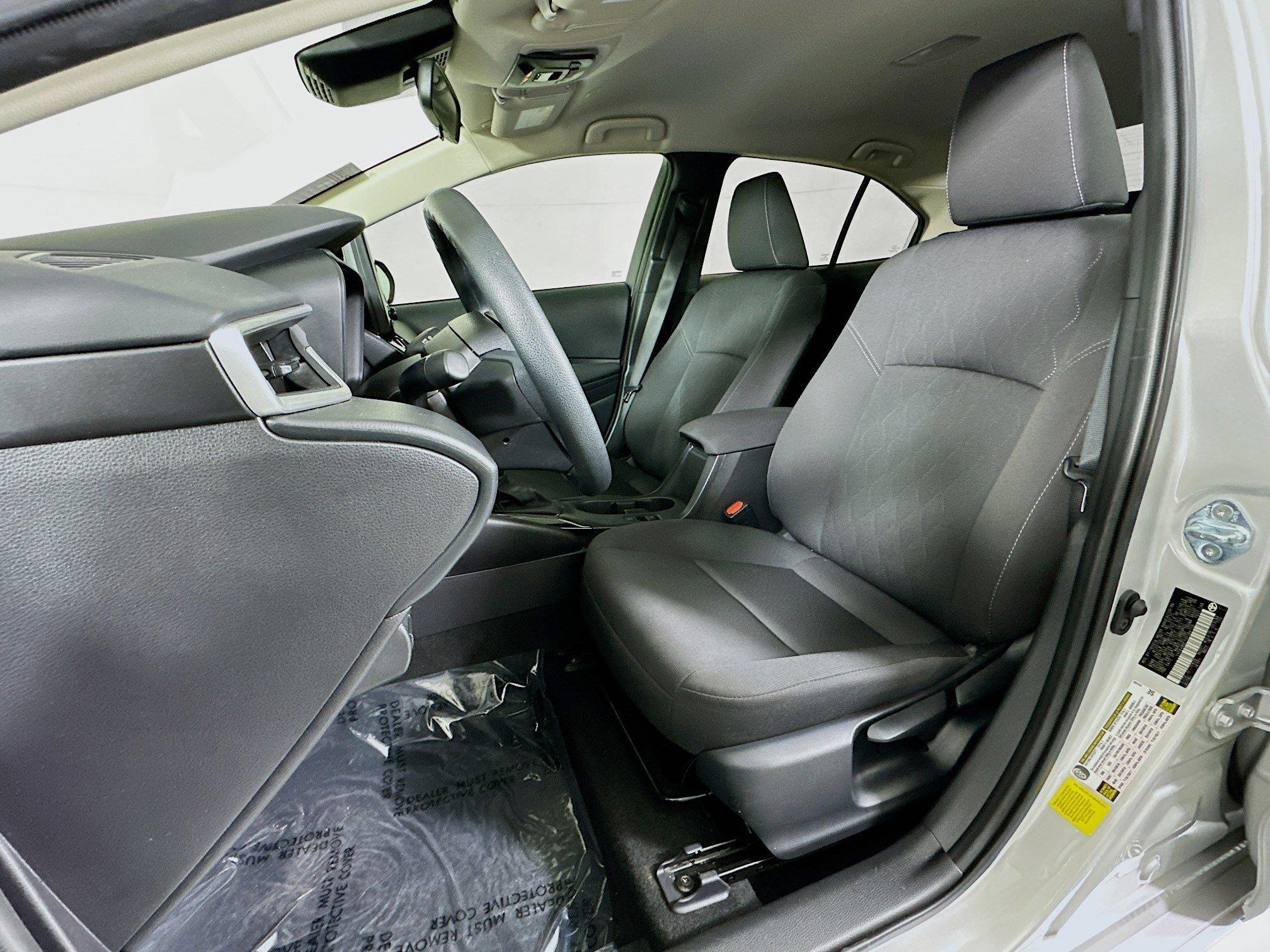 Toyota Corolla Le Fwd 4Dr Car - Thumbnail 13