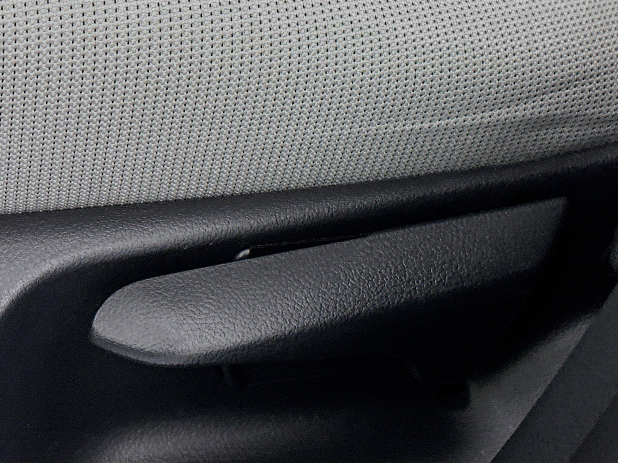 Toyota Corolla Cross L Fwd Sport Utility - Thumbnail 14