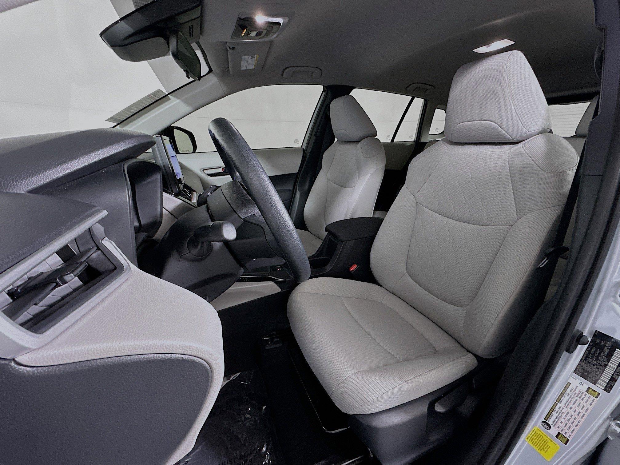 Toyota Corolla Cross L Fwd Sport Utility - Thumbnail 13