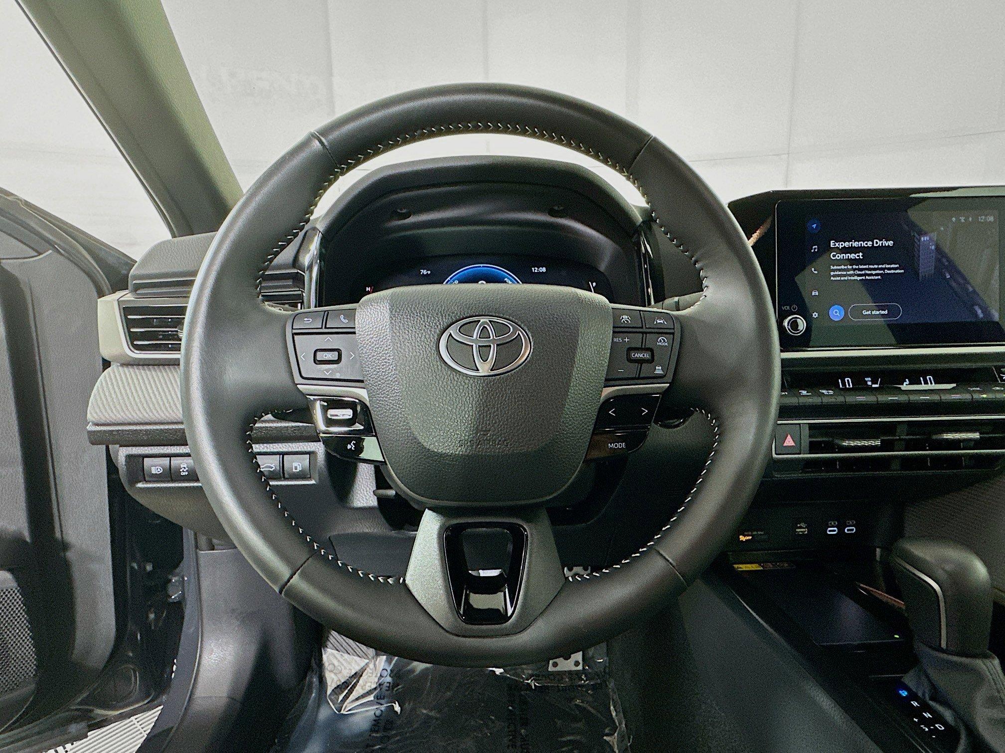 Toyota Camry Se Fwd 4Dr Car - Thumbnail 16