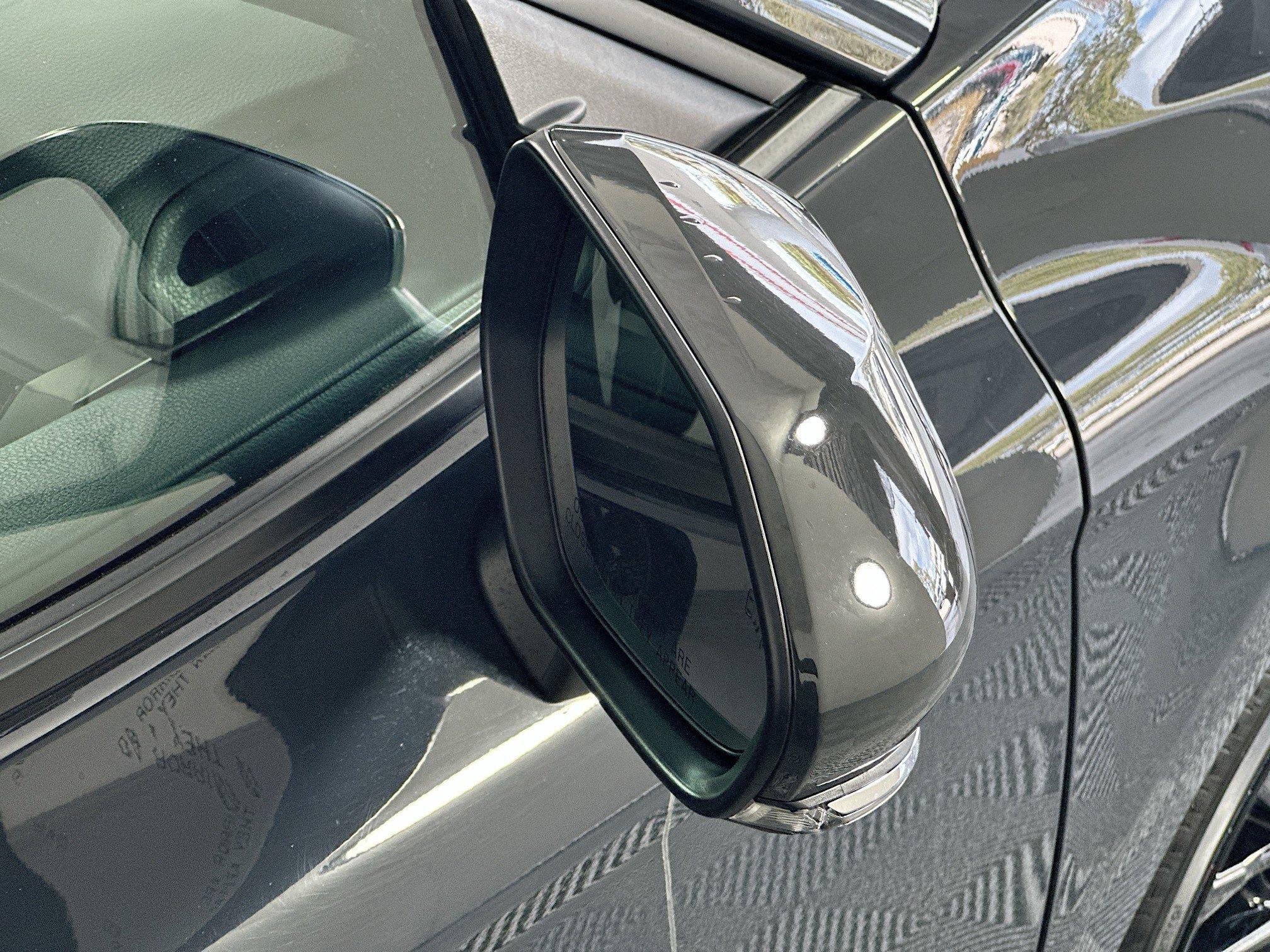 Toyota Camry Se Fwd 4Dr Car - Thumbnail 11