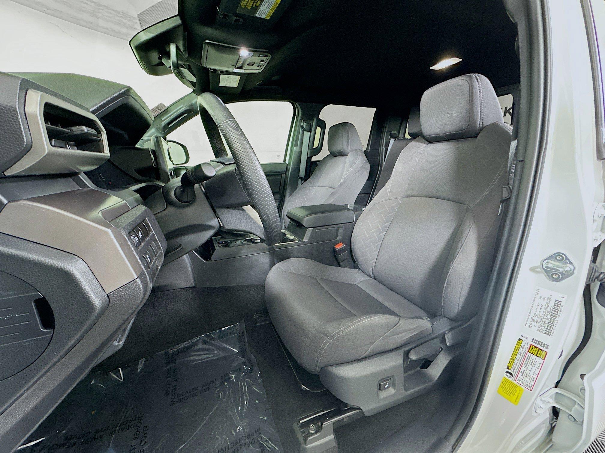 Toyota Tacoma 4Wd Sr5 4Wd Crew Cab Pickup - Thumbnail 13