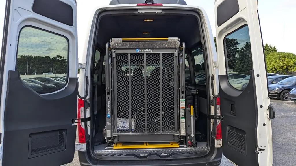 Mercedes-Benz Sprinter 2500 Passenger Van High Roof 170.0" Wb For Sale In Margate - Thumbnail 15