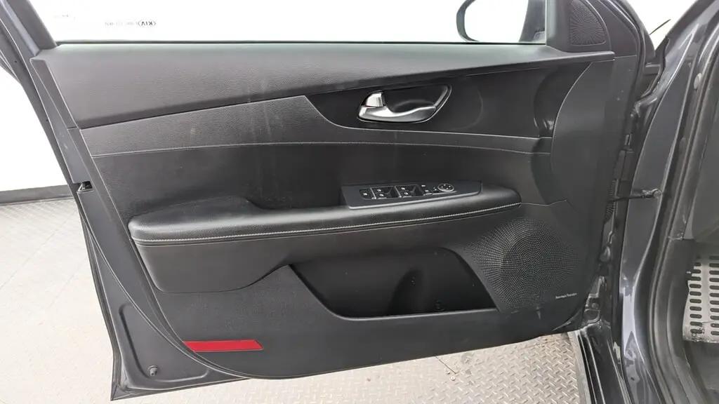 Kia Forte Gt-Line For Sale In Orlando - Thumbnail 12