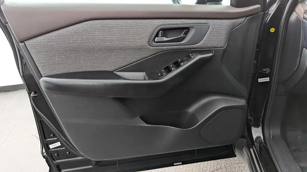 Nissan Rogue S For Sale In Margate - Thumbnail 11