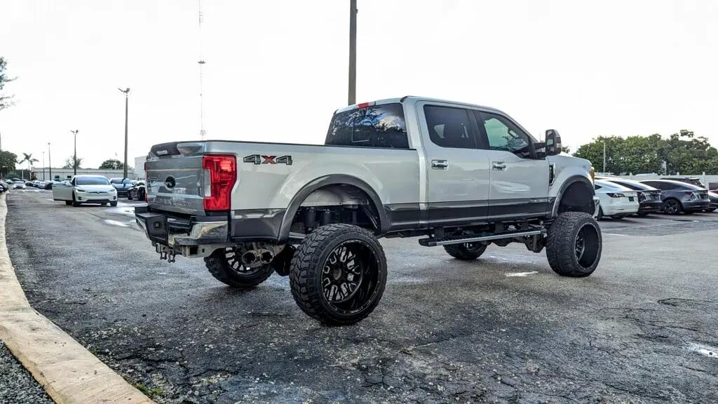 Ford Super Duty F-250 Srw Lariat For Sale In Miami - Thumbnail 6