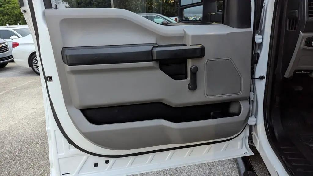 Ford Super Duty F-350 Srw Xl For Sale In Orlando - Thumbnail 12