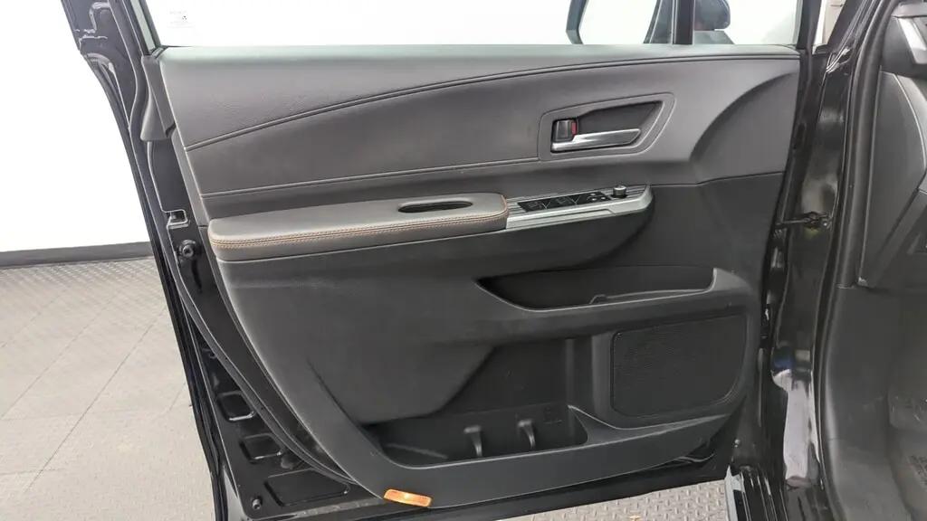 Toyota Sienna Xse For Sale In Margate - Thumbnail 12