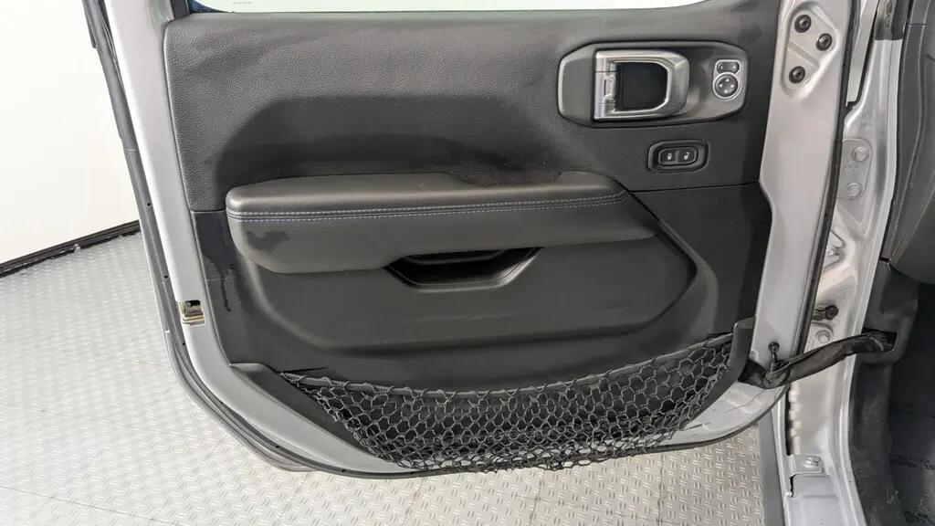 Jeep Wrangler 4Xe Rubicon For Sale In Orlando - Thumbnail 9