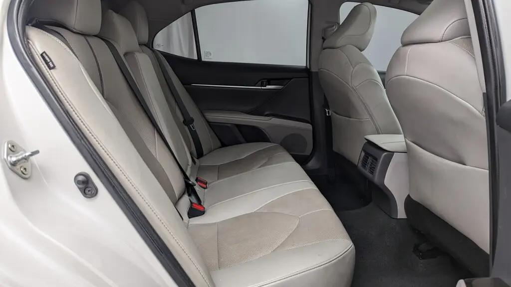 Toyota Camry Xse V6 For Sale In Margate - Thumbnail 18