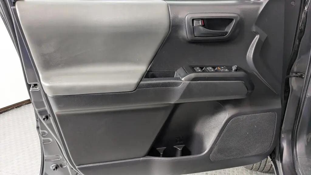 Toyota Tacoma 4Wd Sr For Sale In Orlando - Thumbnail 12