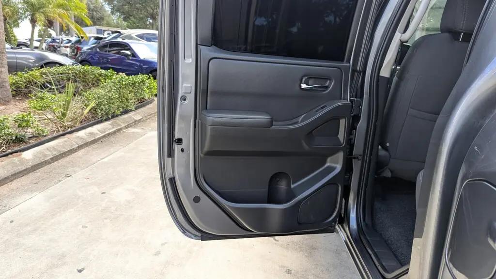 Nissan Frontier Sv For Sale In Orlando - Thumbnail 15