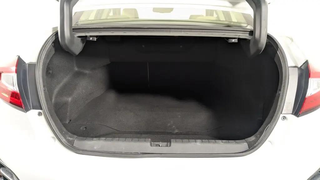 Honda Clarity Plug-In Hybrid Touring For Sale In Orlando - Thumbnail 13