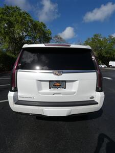 Cadillac Escalade Esv Platinum - Thumbnail 13