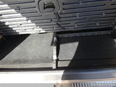 Cadillac Escalade Esv Platinum - Thumbnail 16