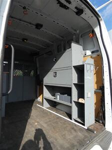 Nissan Nv 2500 Hd Sv - Thumbnail 17