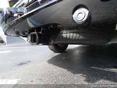 Cadillac Escalade Ext - Thumbnail 15