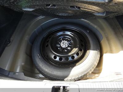 Toyota Camry Se - Thumbnail 17