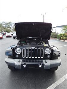 Jeep Wrangler Sahara - Thumbnail 7