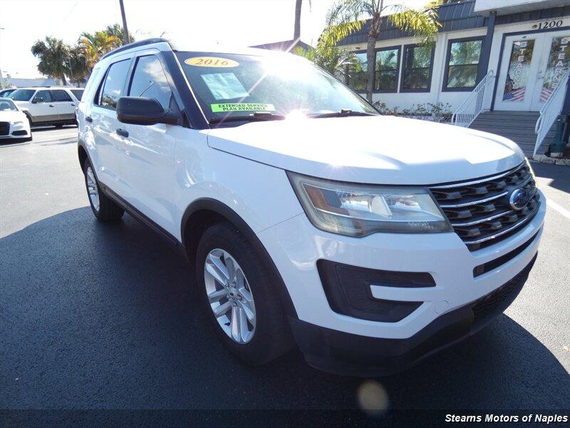 Ford Explorer - View 1