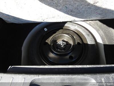 Ford Explorer - Thumbnail 17