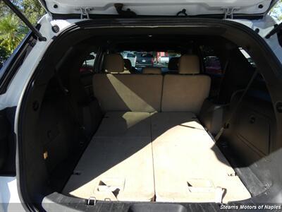 Ford Explorer - Thumbnail 15