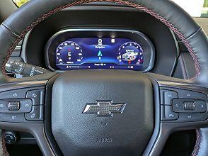 Chevrolet Suburban Rst - View 1