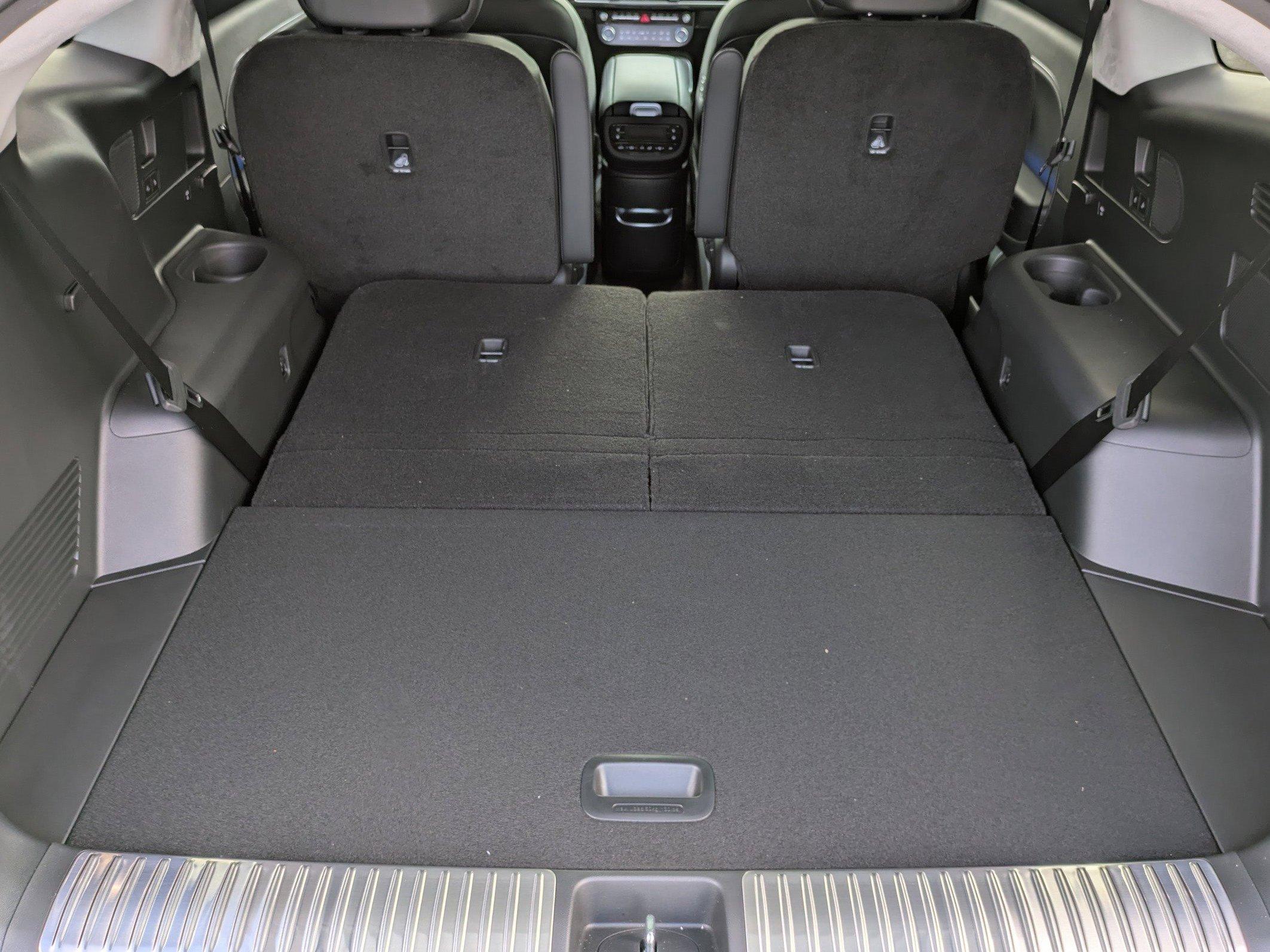 Hyundai Ioniq 9 Performance Calligraphy All Wheel Drive Sport Utility - Thumbnail 16