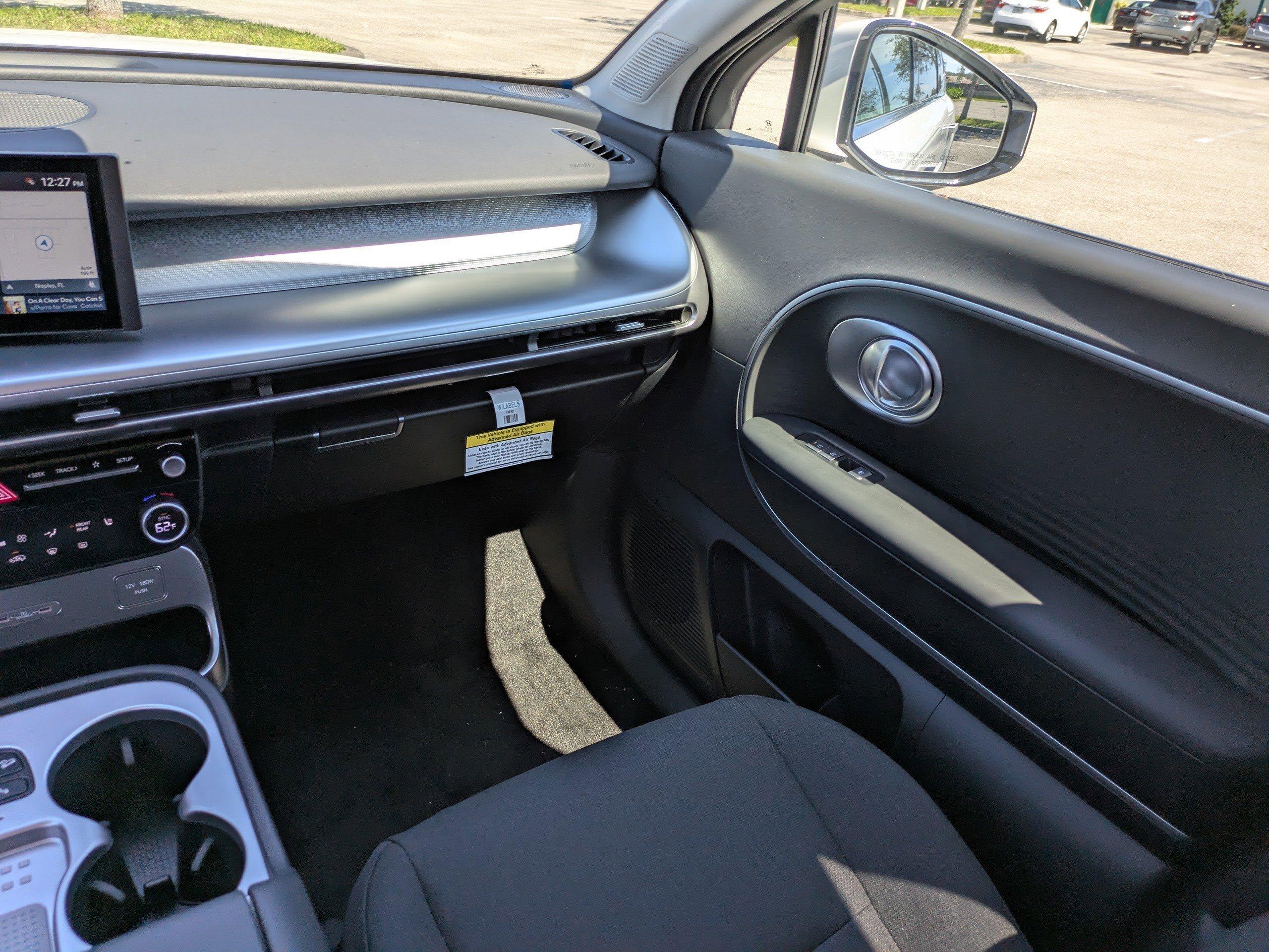 Hyundai Ioniq 9 S Rear Wheel Drive Sport Utility - Thumbnail 12