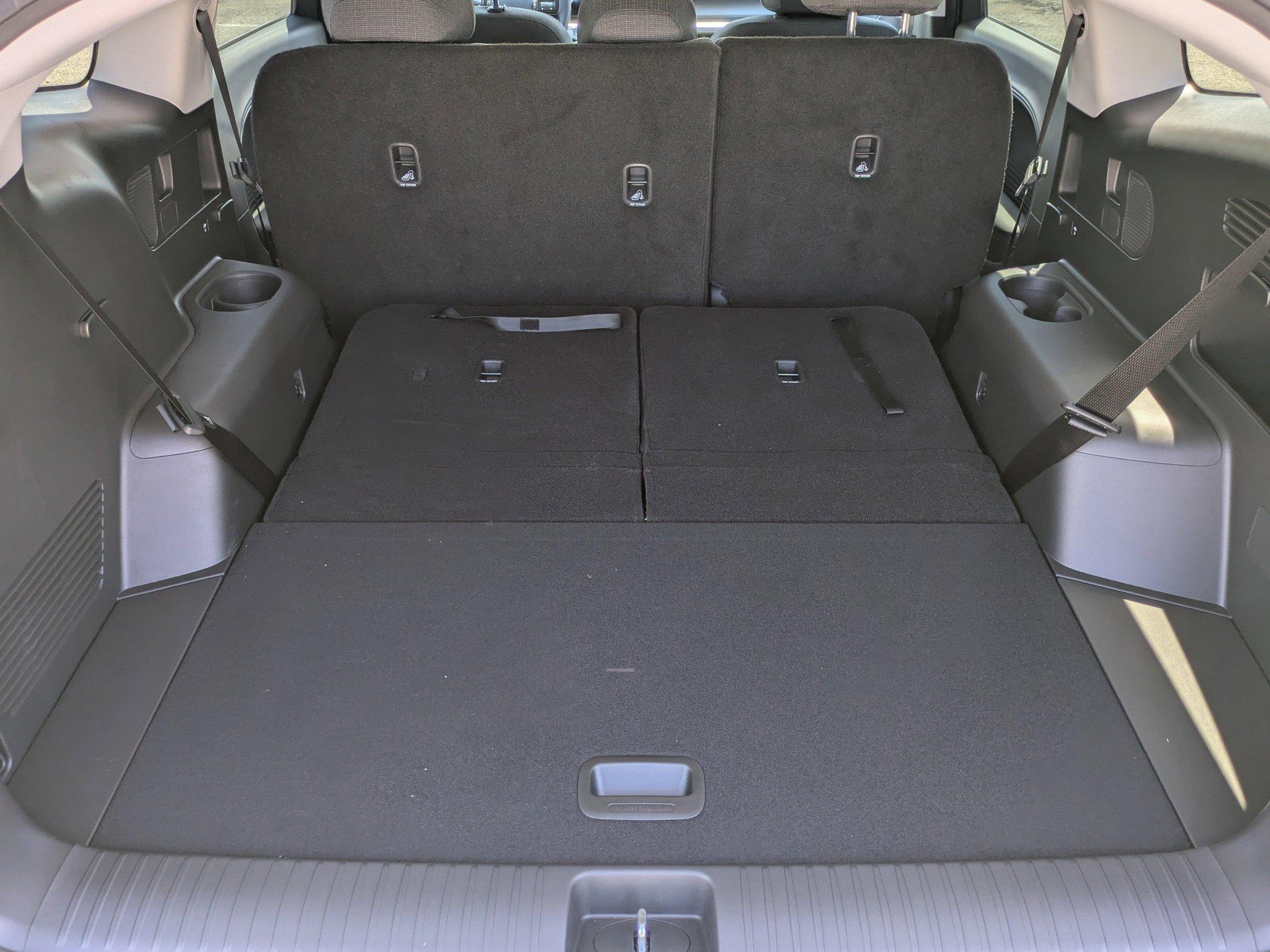 Hyundai Ioniq 9 S Rear Wheel Drive Sport Utility - Thumbnail 16