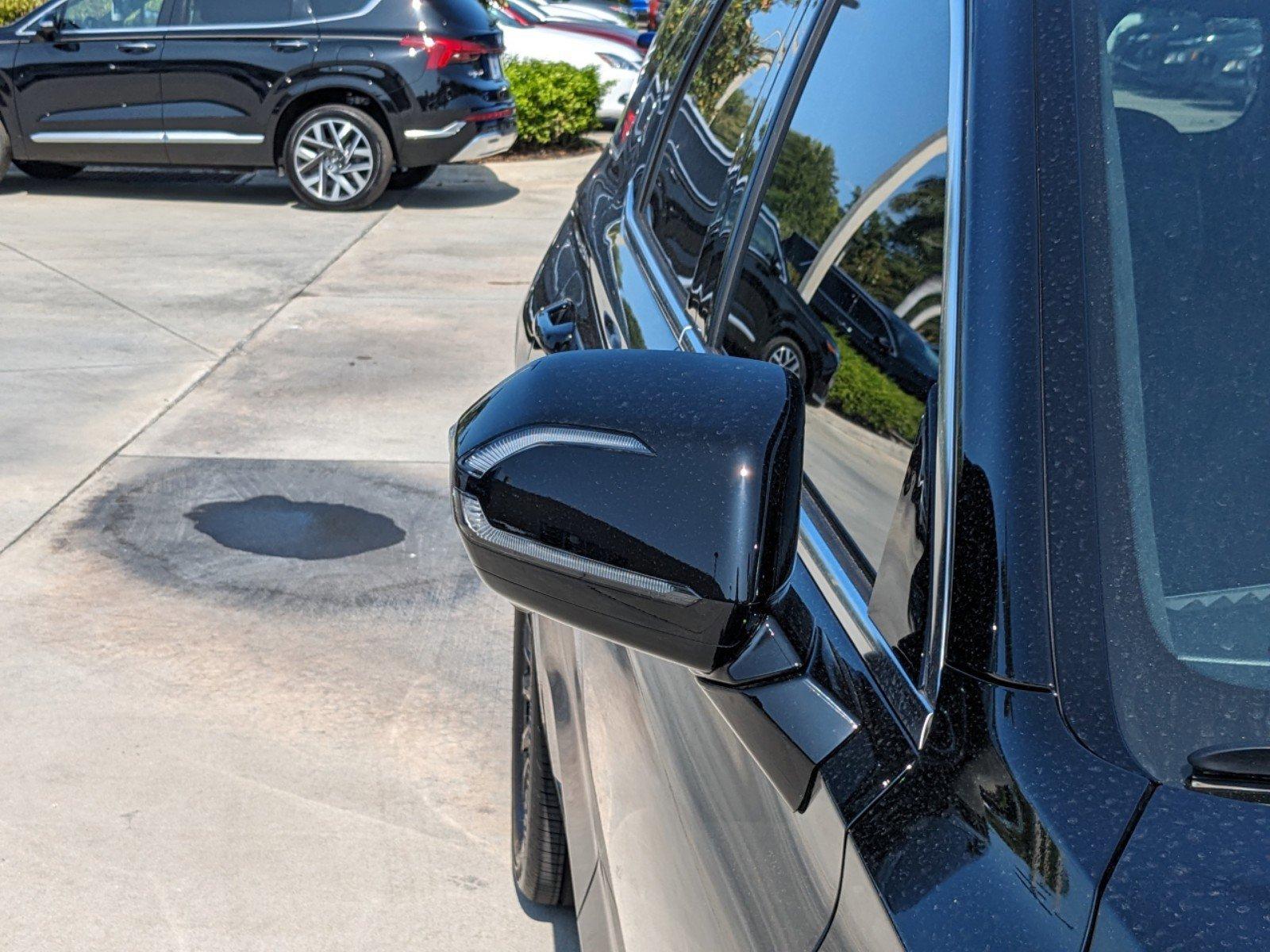 Hyundai Palisade Calligraphy Night Edition Awd All Wheel Drive Sport Utility - Thumbnail 9