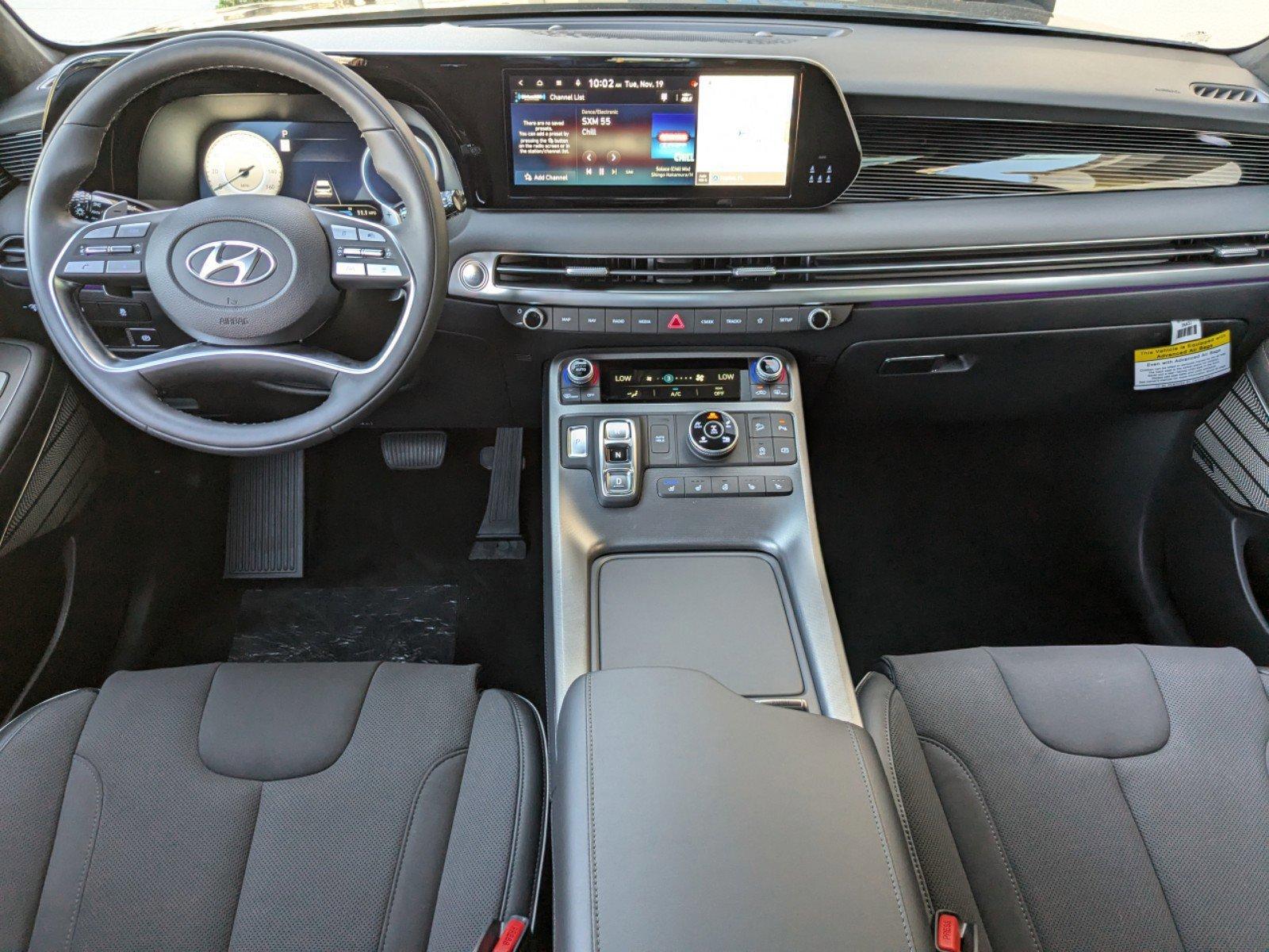 Hyundai Palisade Calligraphy Night Edition Awd All Wheel Drive Sport Utility - Thumbnail 11