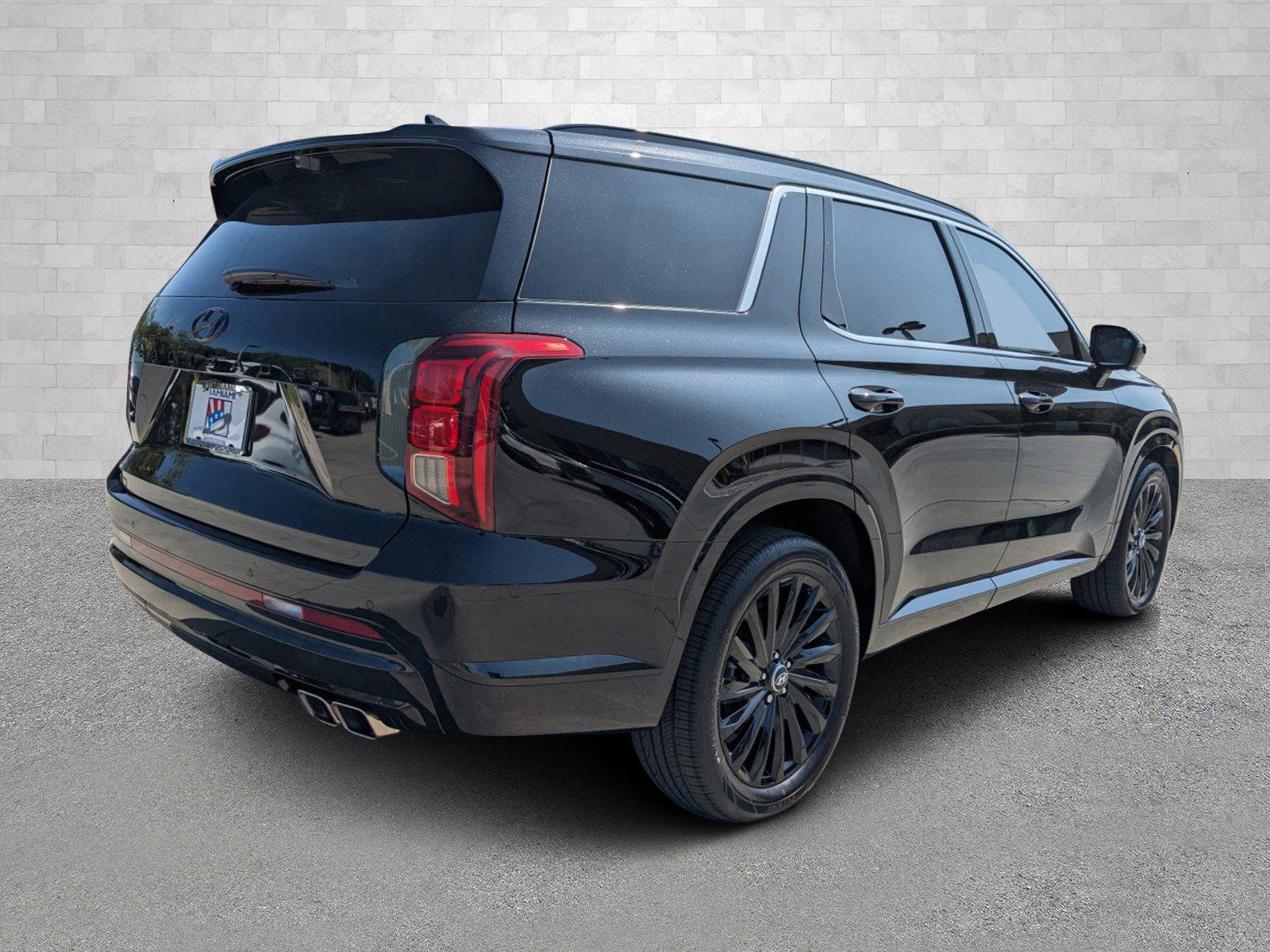 Hyundai Palisade Calligraphy Night Edition Awd All Wheel Drive Sport Utility - Thumbnail 3