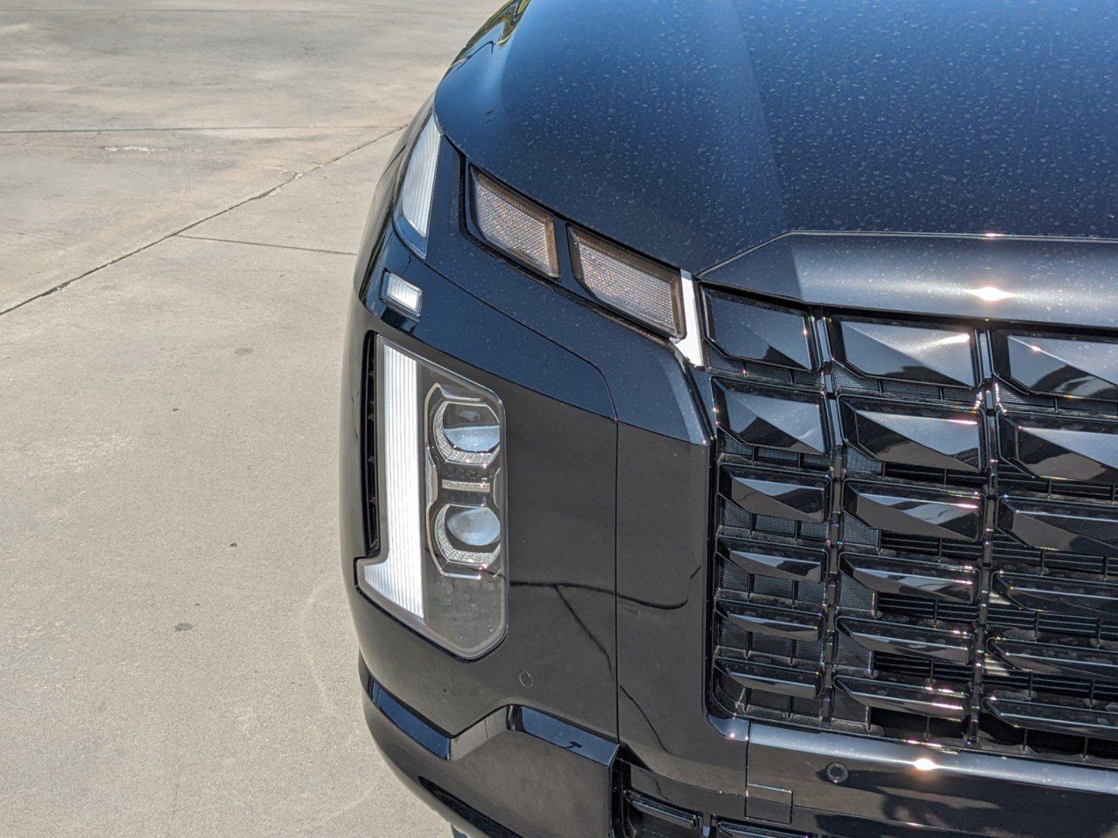 Hyundai Palisade Calligraphy Night Edition Awd All Wheel Drive Sport Utility - Thumbnail 8