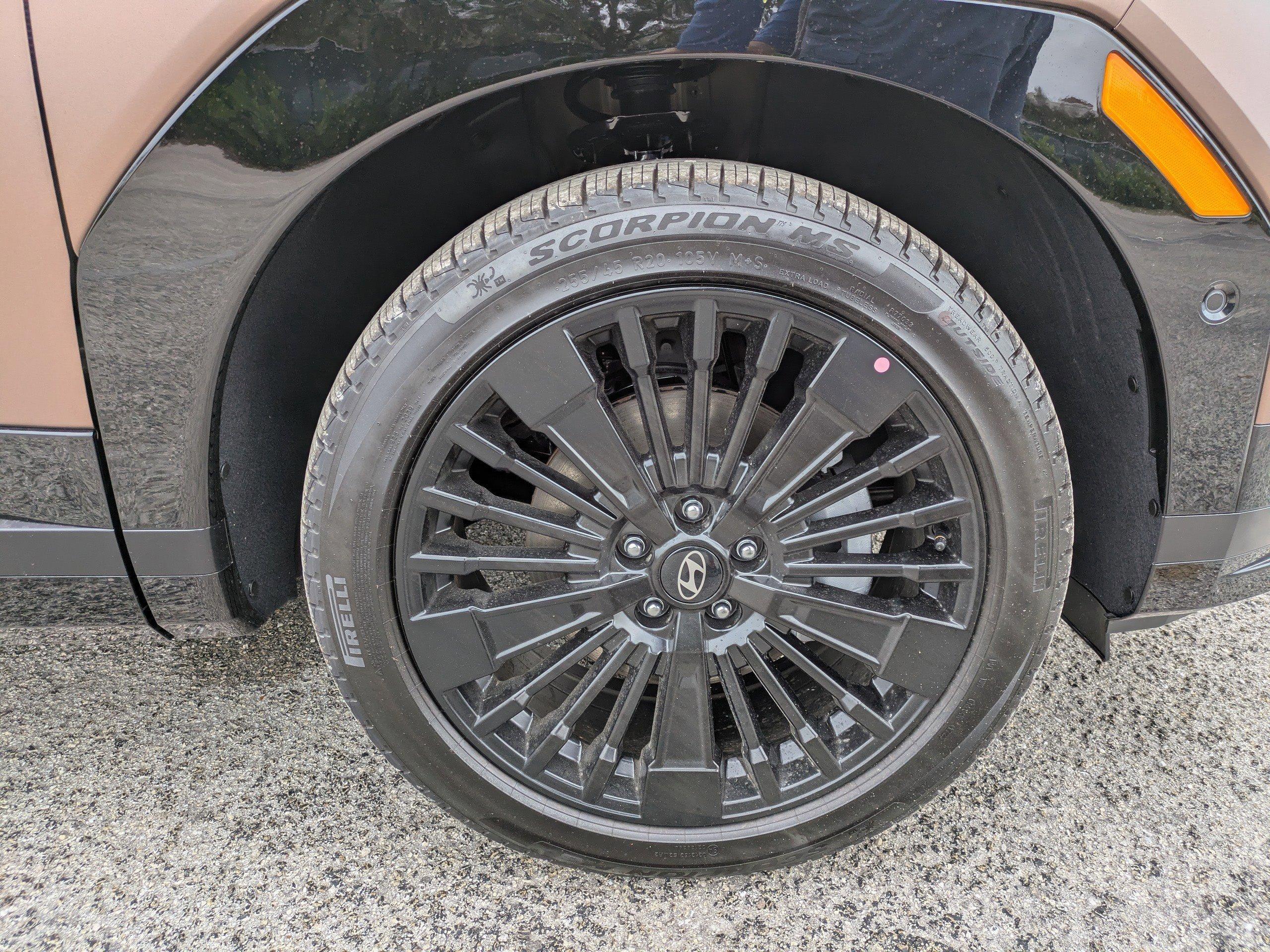 Hyundai Santa Fe Hybrid Calligraphy Front Wheel Drive Sport Utility - Thumbnail 10