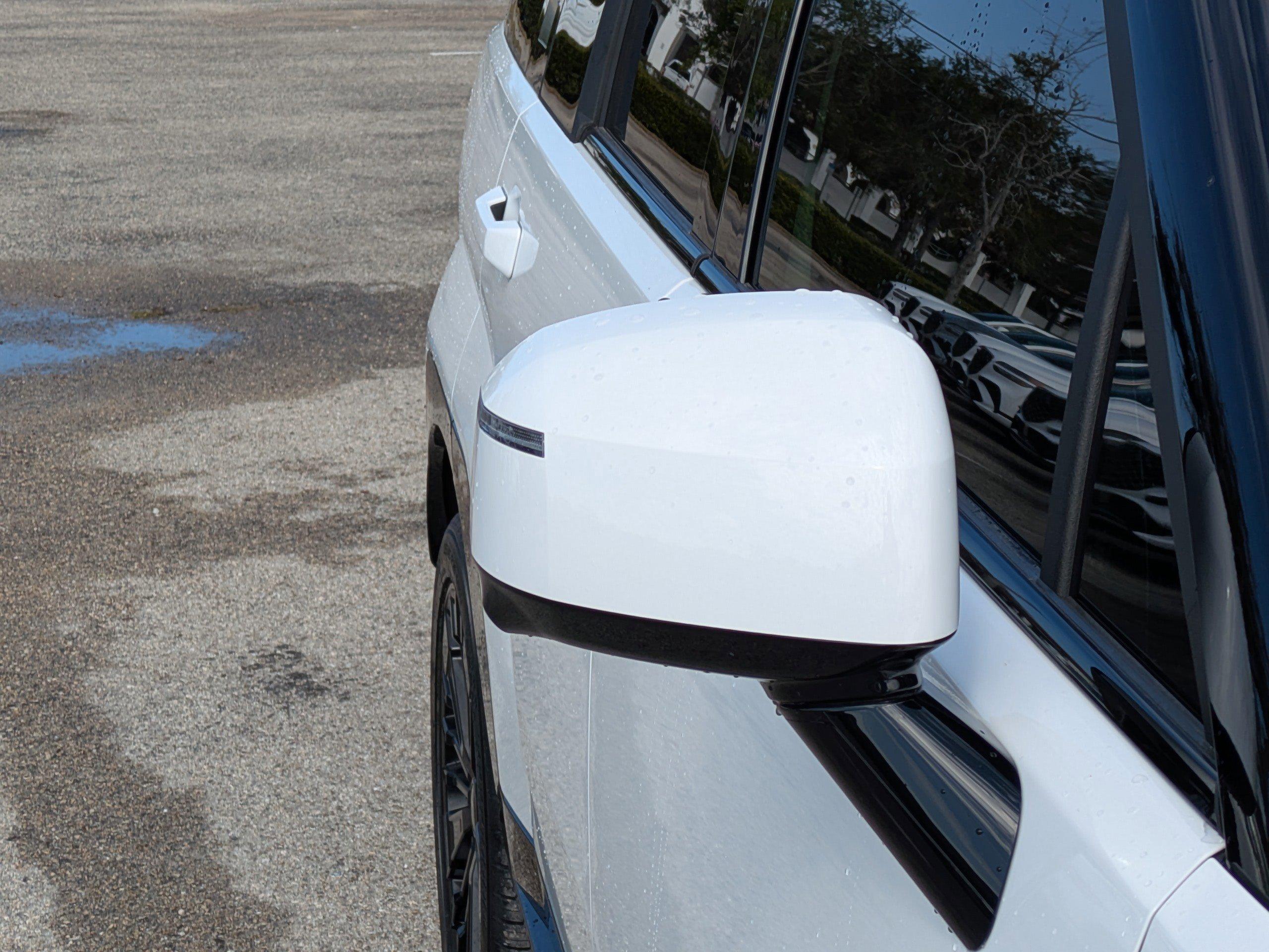 Hyundai Santa Fe Hybrid Calligraphy Front Wheel Drive Sport Utility - Thumbnail 9