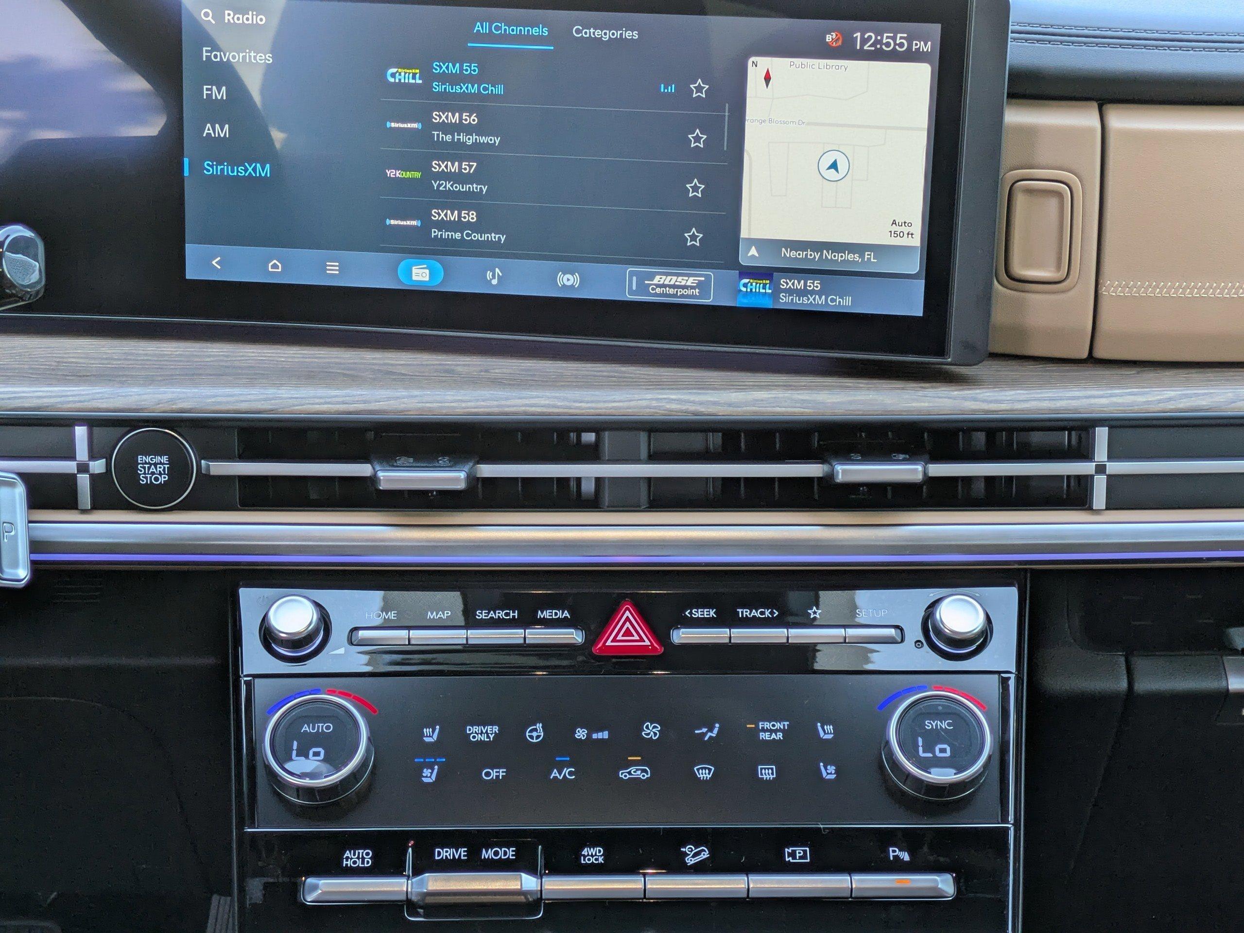 Hyundai Santa Fe Hybrid Calligraphy All Wheel Drive Sport Utility - Thumbnail 14