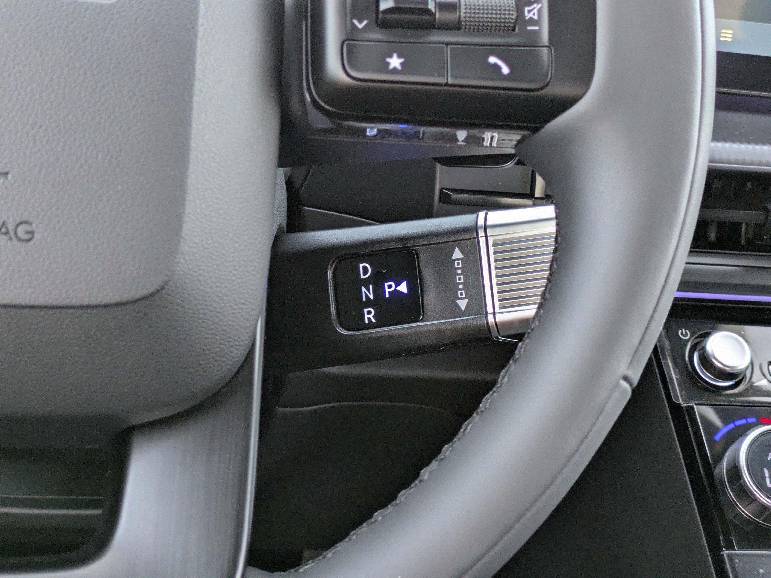 Hyundai Santa Fe Hybrid Calligraphy Front Wheel Drive Sport Utility - Thumbnail 15