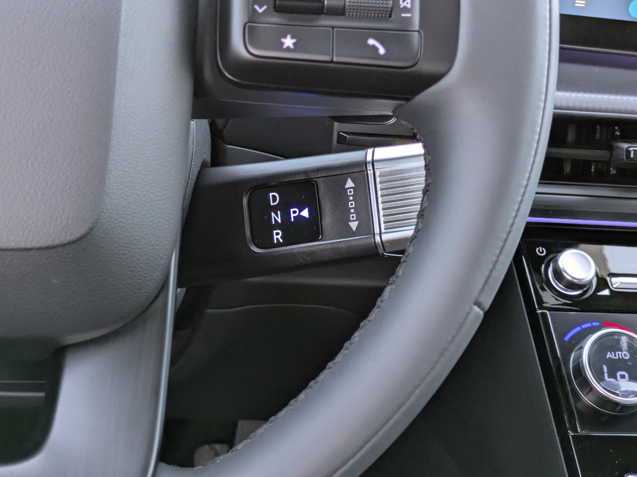 Hyundai Santa Fe Hybrid Calligraphy Front Wheel Drive Sport Utility - Thumbnail 15