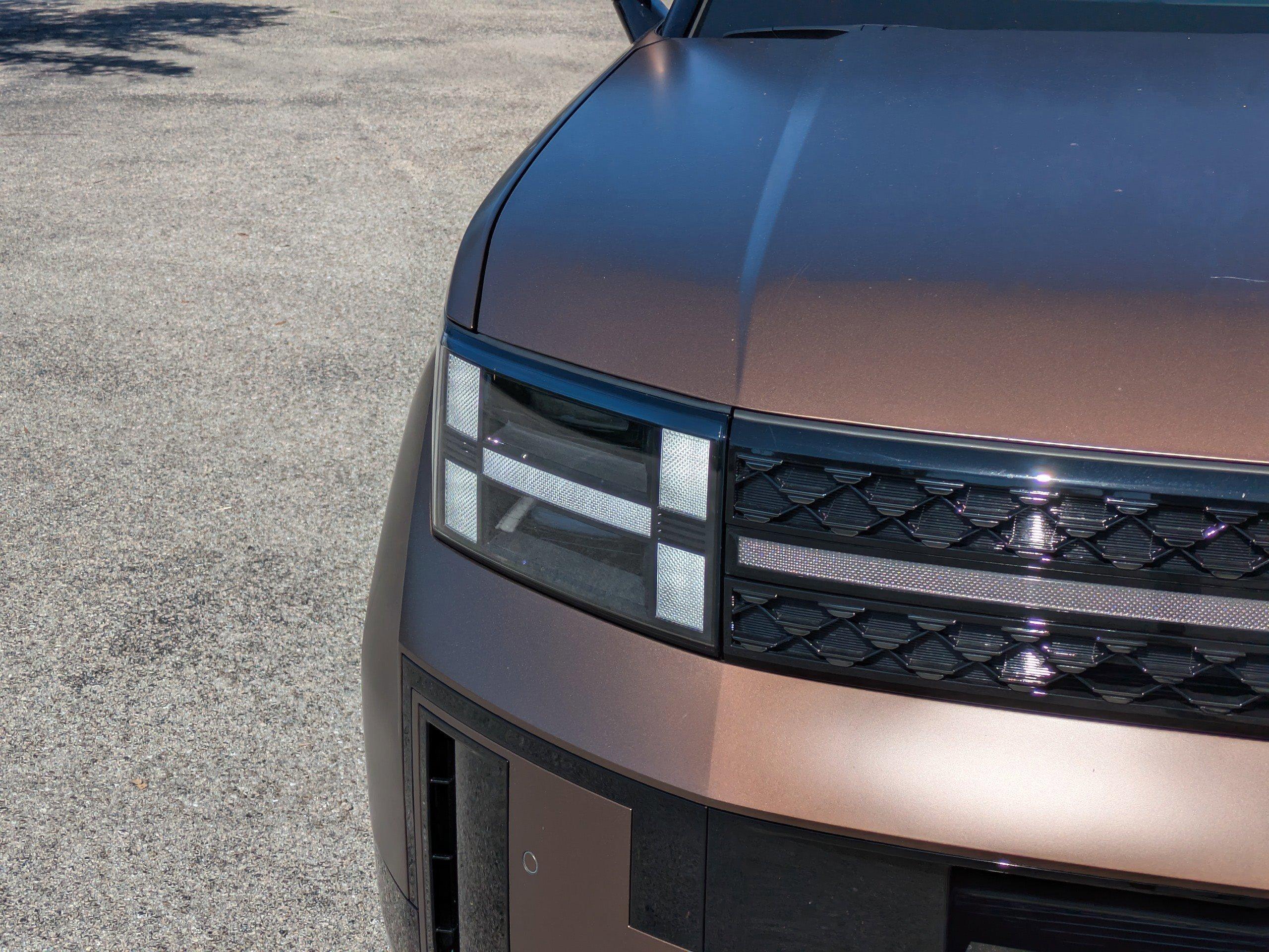 Hyundai Santa Fe Hybrid Calligraphy Front Wheel Drive Sport Utility - Thumbnail 8