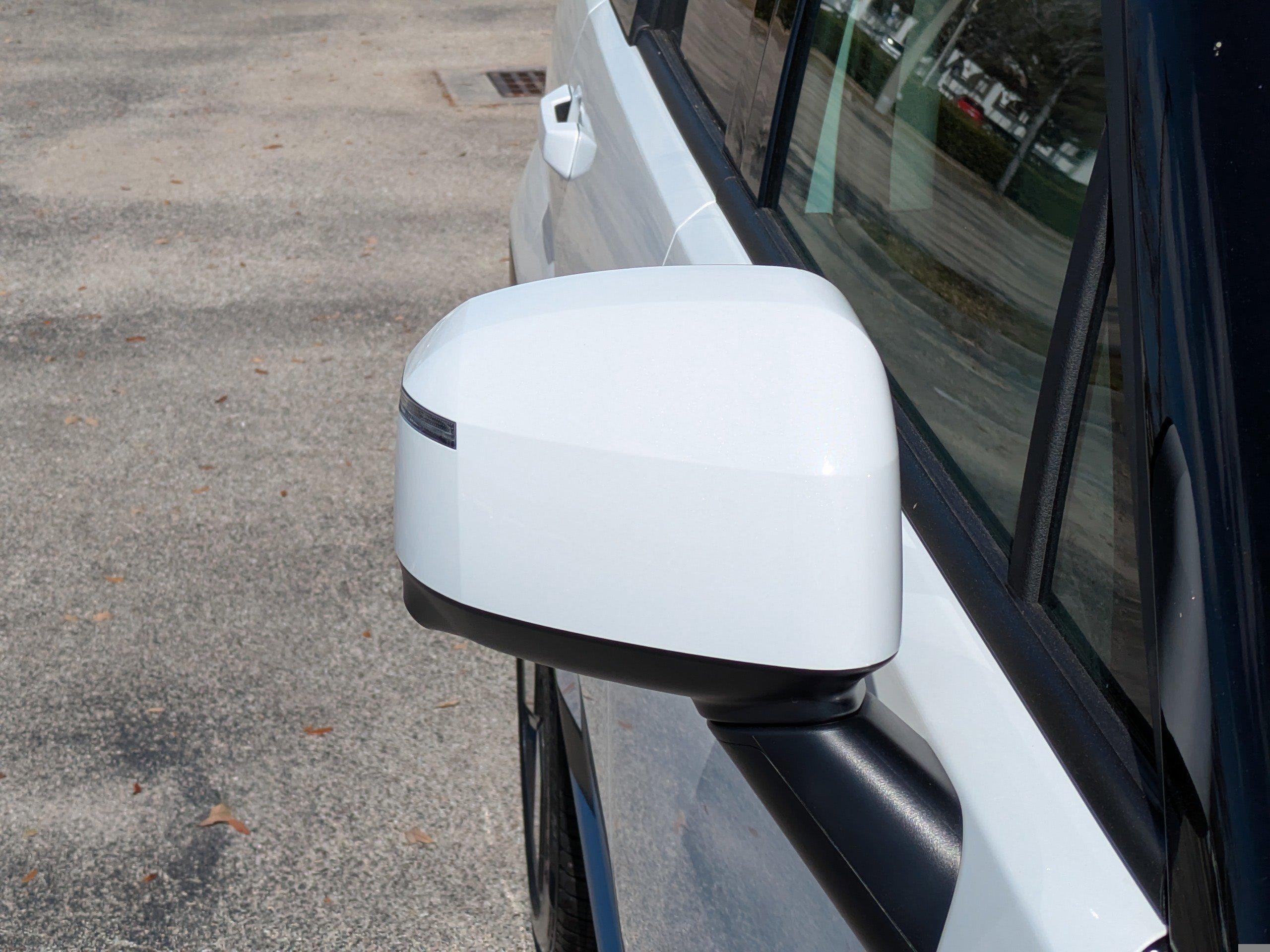 Hyundai Santa Fe Hybrid Limited All Wheel Drive Sport Utility - Thumbnail 9