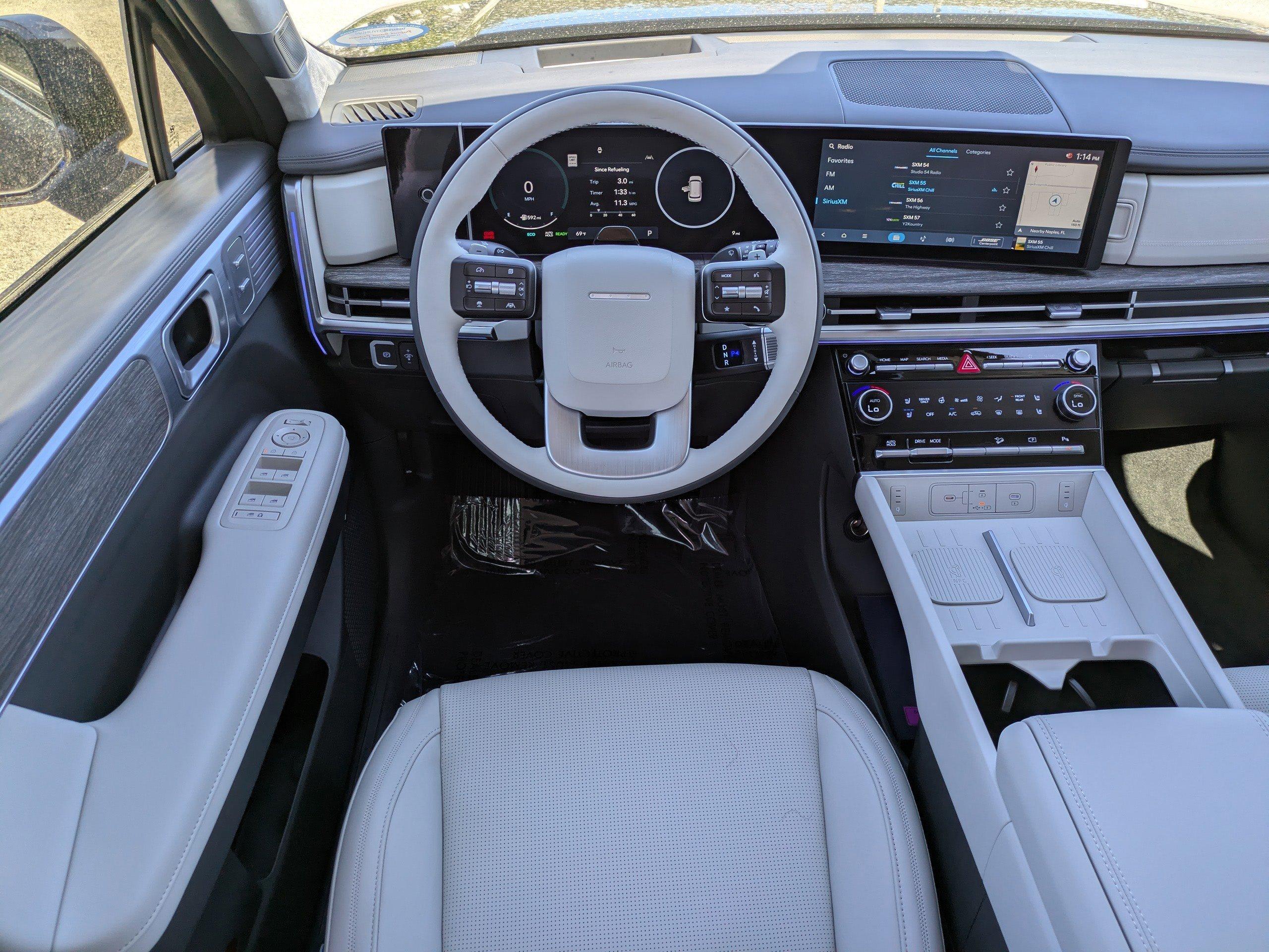 Hyundai Santa Fe Hybrid Calligraphy Front Wheel Drive Sport Utility - Thumbnail 11